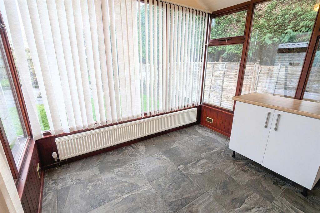 232 London Road - conservatory NEW(brochure).jpg