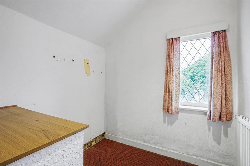 Bedroom 5.jpeg