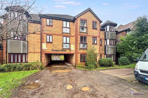 2 bedroom flat to rent, Chesterfields, SO18