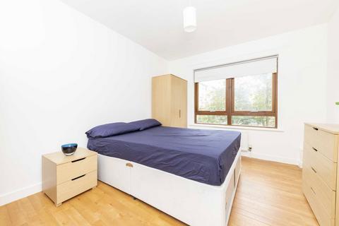 undefined, Brabazon Street, London E14