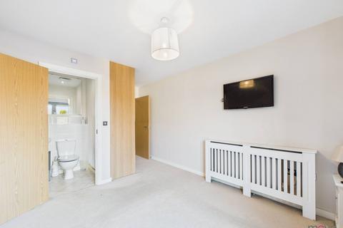 2 bedroom apartment to rent, Woodhouse Close, Worcester WR5