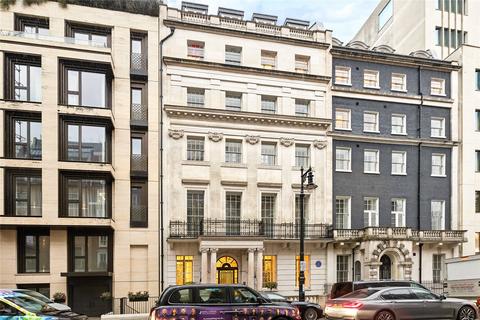 undefined, Stanhope Gate, London, W1K