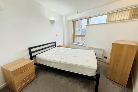 1 bedroom flat to rent, Riverside Way, Leeds, West Yorkshire, UK, LS1