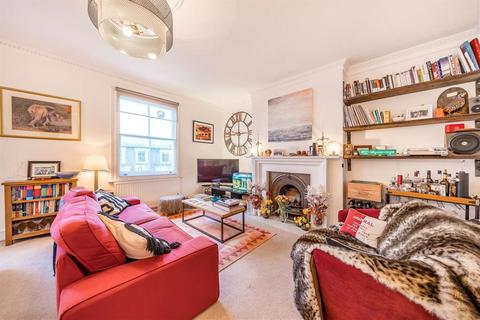3 bedroom flat for sale, Weltje Road, London W6