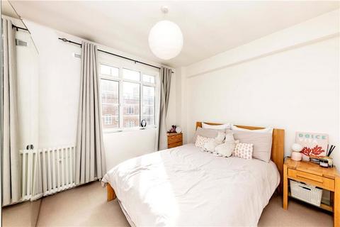 1 bedroom flat to rent, Latymer Court, London W6
