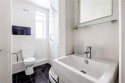 1 bedroom flat to rent, Latymer Court, London W6