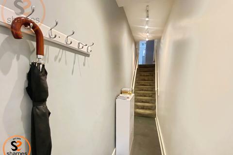 1 bedroom flat to rent, Room 4, 24a Kettering Street, London