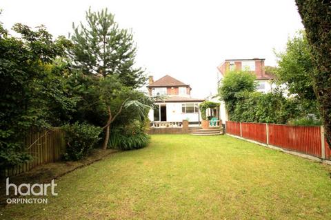 3 bedroom detached house for sale, Brownspring Drive, Eltham