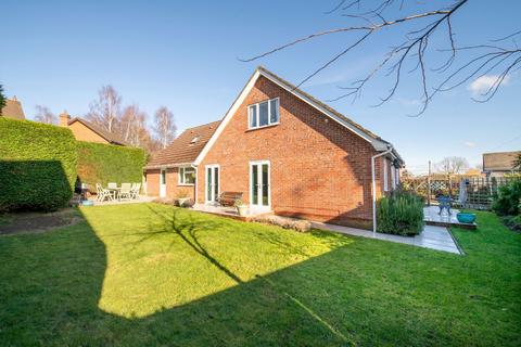 4 bedroom detached house for sale, Winchester Road, Eastleigh SO50