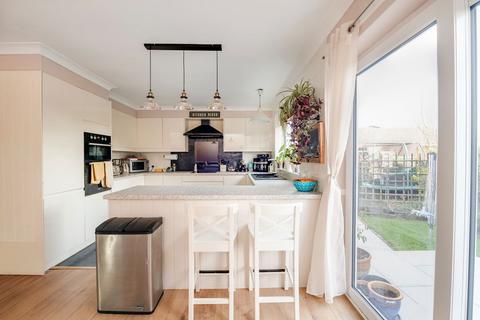 4 bedroom detached house for sale, Winchester Road, Eastleigh SO50