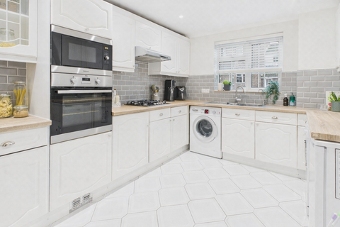 3 bedroom end of terrace house for sale, Thornbera Gardens, Bishop's Stortford CM23