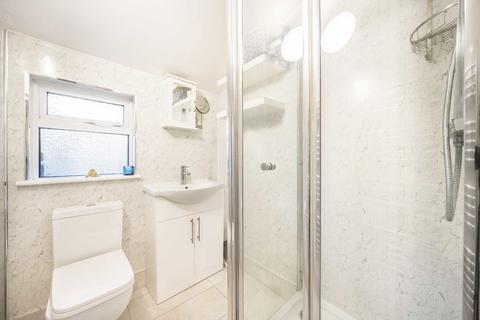 Studio for sale, North Side Wandsworth Common, London SW18