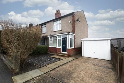 Heatherfield Road, Huddersfield HD1