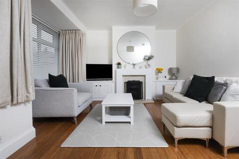 undefined, Heatherfield Road, Huddersfield HD1