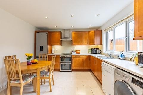 undefined, Kitchener Close, Hertfordshire AL1