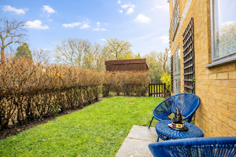 undefined, Astwick Manor, Hatfield AL10
