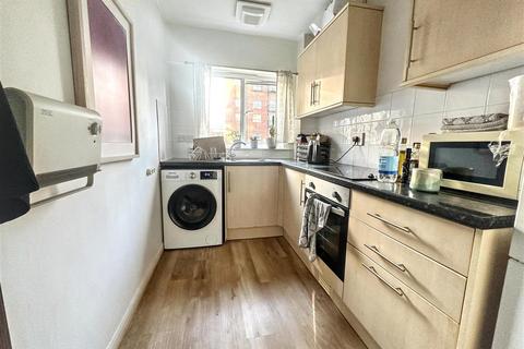 undefined, Jessop Court Ferry StreetB ristol