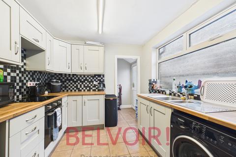 3 bedroom end of terrace house for sale, Norton Avenue, Tunstall, Stoke-on-Trent, ST6
