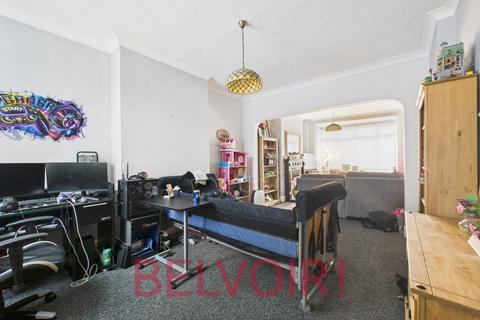 3 bedroom end of terrace house for sale, Norton Avenue, Tunstall, Stoke-on-Trent, ST6
