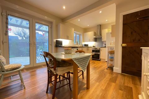 3 bedroom semi-detached house for sale, Prospect Park, Scarborough, YO12