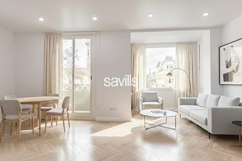 3 bedroom apartment, Flat For Sale In Eixample, Eixample, Barcelona