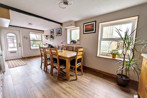 5 bedroom detached house for sale, St. Clears, Carmarthen