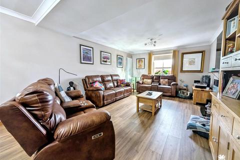 5 bedroom detached house for sale, St. Clears, Carmarthen