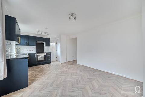4 bedroom end of terrace house to rent, Coldharbour Lane, Kemsley, Sittingbourne, Kent, ME10