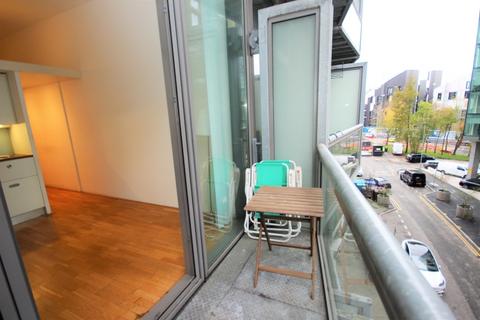 undefined, Abito, 85 Greengate, Salford M3