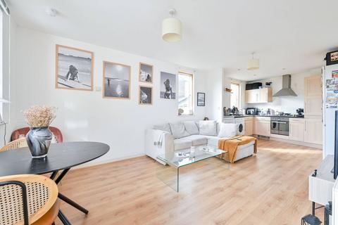 1 bedroom flat to rent, Wansey Street, Elephant and Castle, London, SE17