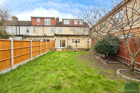 undefined, Beehive Lane, Ilford, IG1