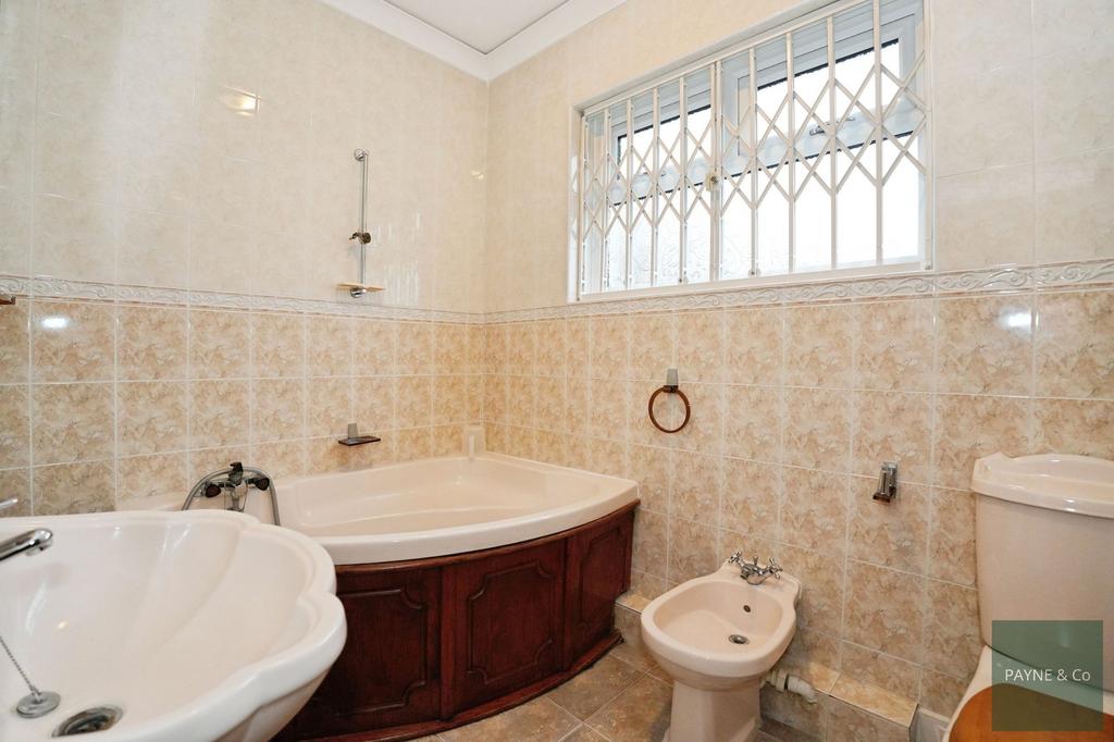 Shower Room / Wc