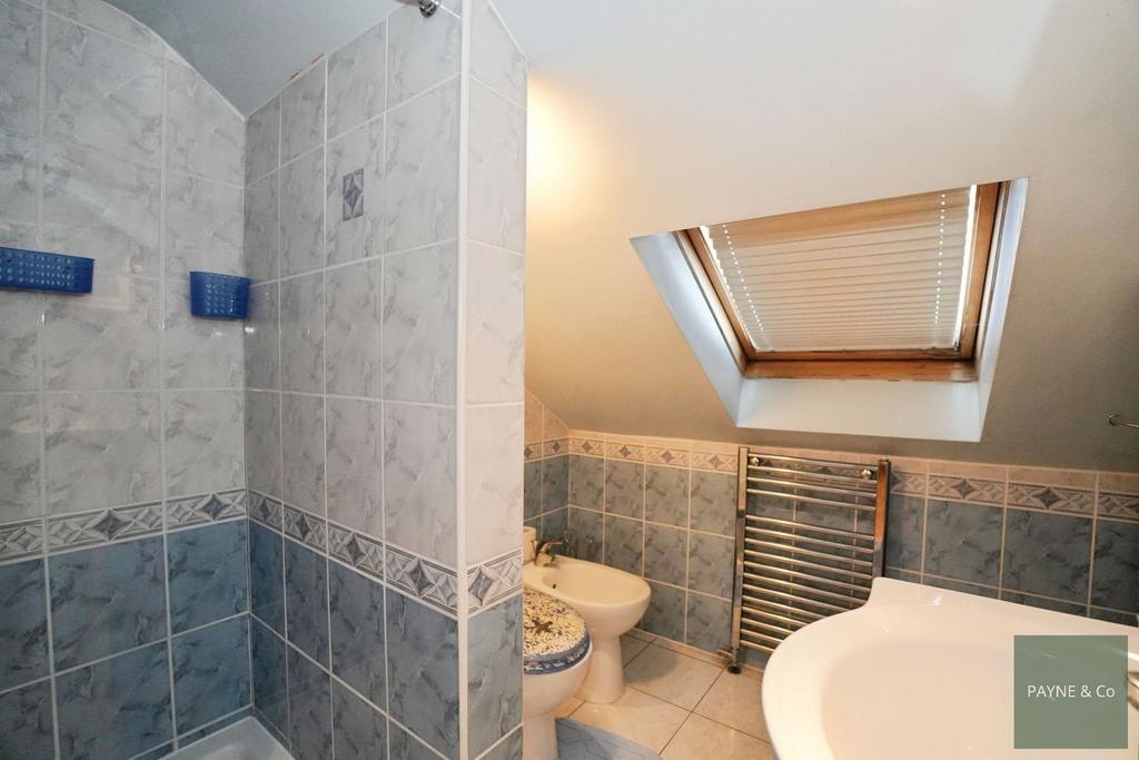Shower Room / Wc