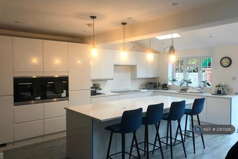 undefined, Thornbury Gardens, Borehamwood, WD6