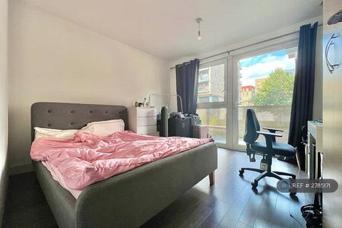 1 bedroom flat to rent, Copenhagen Court, London, SE8