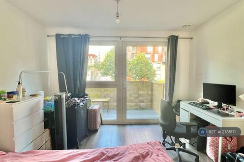 1 bedroom flat to rent, Copenhagen Court, London, SE8