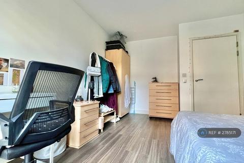 1 bedroom flat to rent, Copenhagen Court, London, SE8