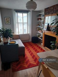1 bedroom flat to rent, Kentish Town Road, London, NW1