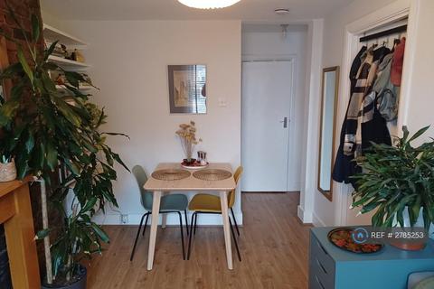 1 bedroom flat to rent, Kentish Town Road, London, NW1