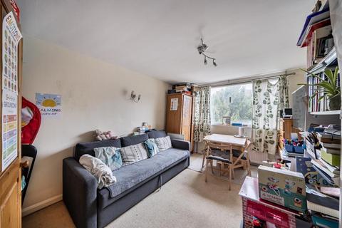 1 bedroom flat for sale, Sheen Road,  Richmond,  TW10
