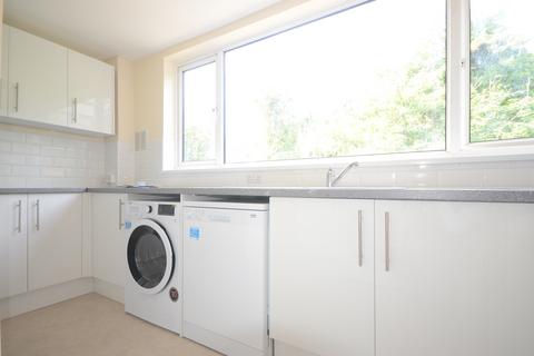 undefined, Petworth Court, Bath Road, Reading, RG1