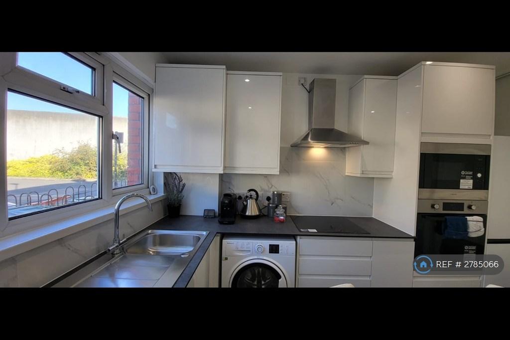 Kitchen 2