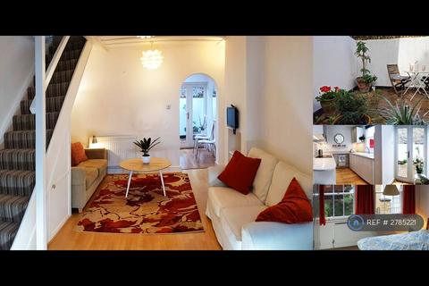 undefined, Georgette Place, London, SE10