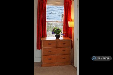 undefined, Georgette Place, London, SE10