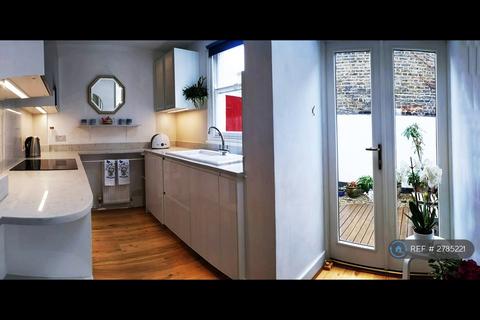 undefined, Georgette Place, London, SE10