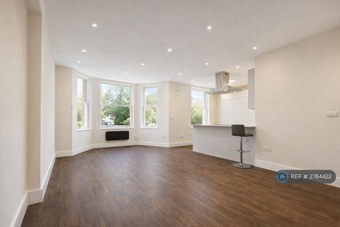 2 bedroom flat to rent, Lower Addison Gardens, London, W14