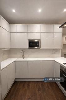2 bedroom flat to rent, Lower Addison Gardens, London, W14