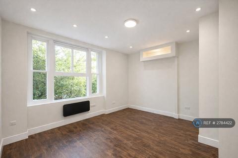 2 bedroom flat to rent, Lower Addison Gardens, London, W14