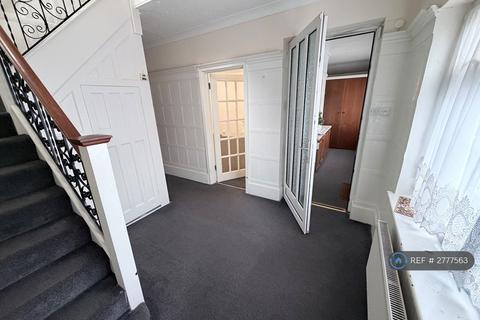 5 bedroom detached house to rent, Ebrington Road, Harrow, HA3