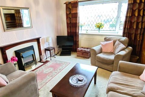 2 bedroom bungalow for sale, Lawrence Crescent, Heckmondwike, WF16